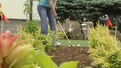 Izašla sam disati svježi zrak i istovremeno sex mature movies malo sisati