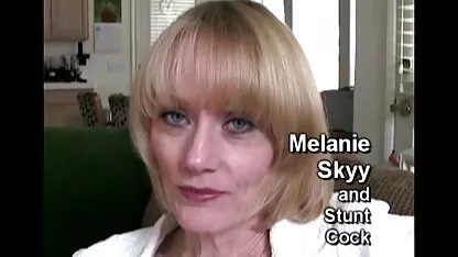 Gamer je pozvao prijatelja iz mrežnog gratis porno free doma za igračke