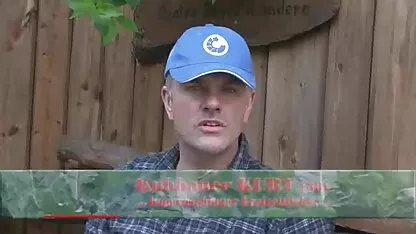 Izbliza bračnog para skidajući svoj kućni anal u psić stilu classick porno