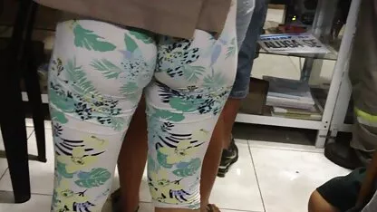 Organizator crnog vjenčanja xxx film retro zasadio je bijelu mladenku na strapon