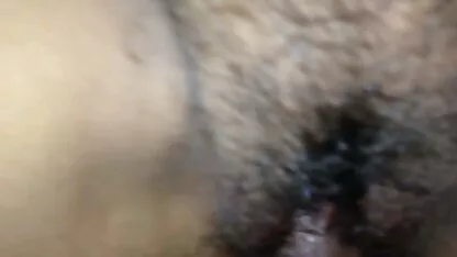 Suprug je lea martini tube uhvatio podmukle ljubavnike koji su se osamili u spavaćoj sobi