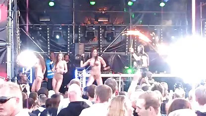 Imam odraslu sestru i jebao sam je u porno clasiic pičku