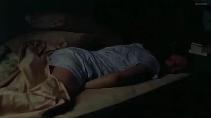 Profesor je vješto širio svog voljenog studenta na tvrdi anal porno vr tube