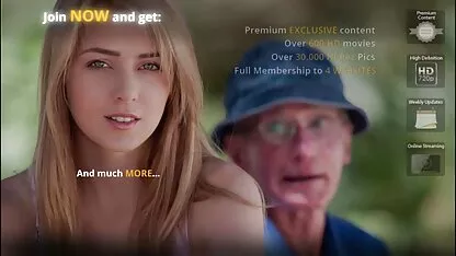 Jednostavna čistačica u uredu filme porno beach pomogla je da dokrajči seksualnog šefa