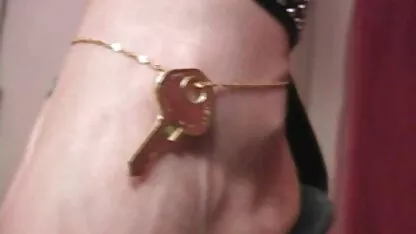 Na godišnjicu vjenčanja, prsata supruga suprugu je pružila vrući jutarnji seks cinema porno tube