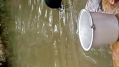 Maskirani provalnik jebeno je zabrinuta filme porno free gratis domaćica