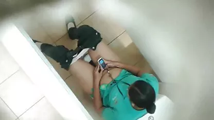 Young je porno movie hamster snimila svoju prvu masturbaciju