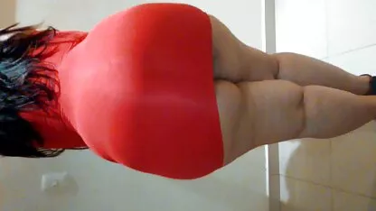 Supruga tube porno public je ruskom suprugu pružila analni seks sa najboljom prijateljicom