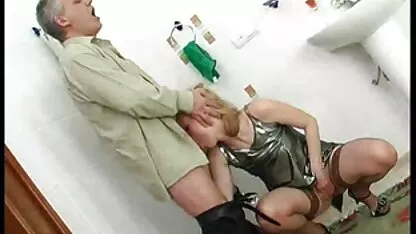 Prekrasna milf iz bijesne bondage porno tube pratnje jebe se s drhtavim čovjekom