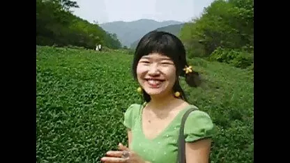 Afganistanska ljepotica sanja o velikom video porno tube x penisu svog dečka