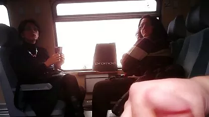 Tvrdi anal doveo je razigrani minx u nasilni mlazni orgazam sex porno movies xxx