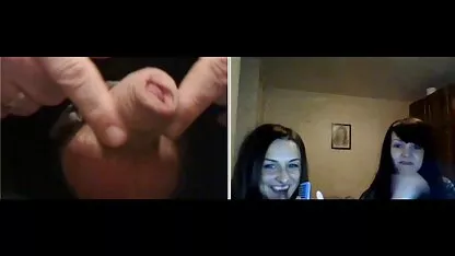 Neiskusne djevojke vintage tube film prvo isprobavaju nježne lezbijske miline