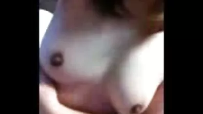 Prekrasna milf zavodila je susjedu sex xxl movies i prisiljavala je da joj liže obrijanu pičku