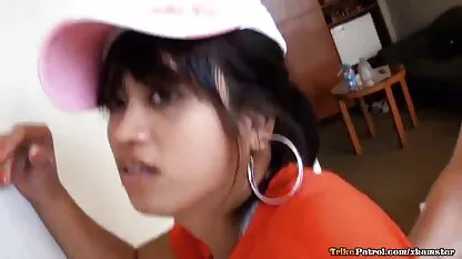 Vitka gimnastičarka veseli sretnika s fetišom na stopala i sjeba hors porno tube se na stol