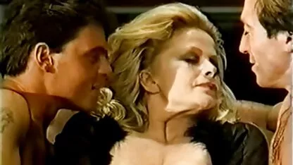 Lezbijke u crvenim pantyhose ćelavi maca french porn hd tube slatko se ližu jedna drugoj