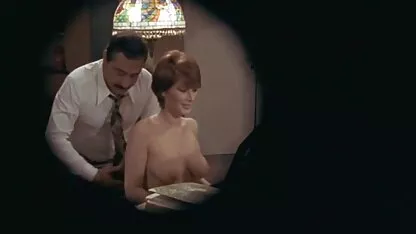 Bawdy maćeha direct porno tube osakaćuje vijak malog momka