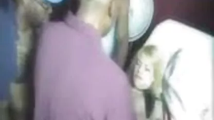 Perio je dupe pod tušem kako incest film tube bi supružnik mogao pravilno odvojiti anal