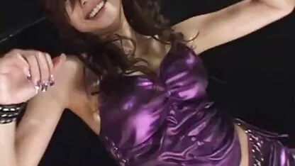 Izlio je lice svoje voljene supruge gustom spermom i poslao ga pod tuš mature anal film