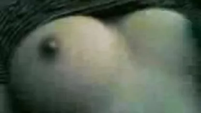 Pokupio je prelijepu porno publice sportašicu u parku i jebao je besplatno