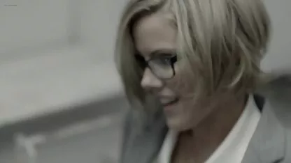 Stjuardesa u zrakoplovu zadovoljava uzbuđenog pilota french porn hd tube