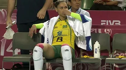 Glupa crvenokosa i nije mislila you tube film porn da će je muškarac s velikim trbuhom jebat na kastingu