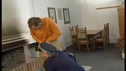 Seksi porno streaming tube supruga dala je suprugu lizanje maca i sjela na tvrdi penis